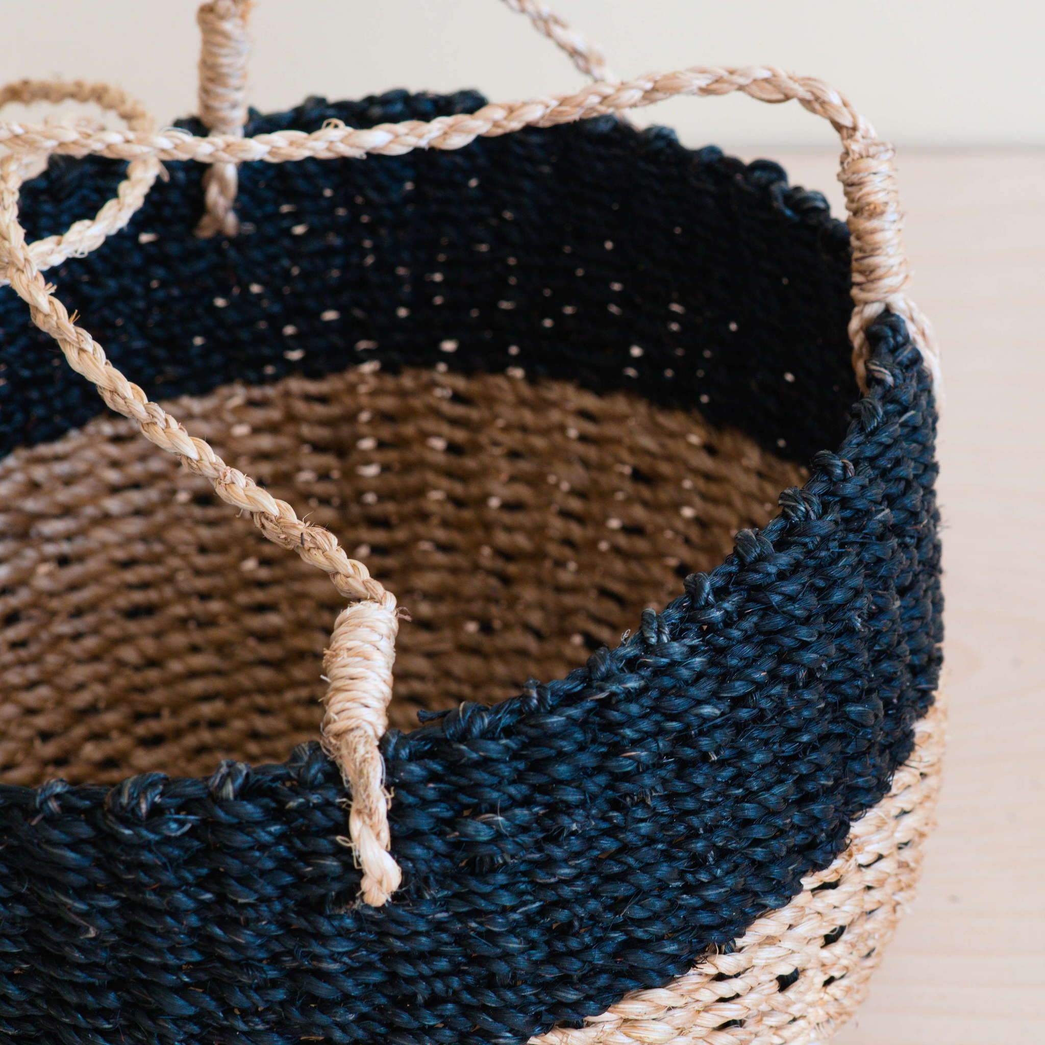 Jardinière suspendue bicolore naturel et noir - Panier suspendu