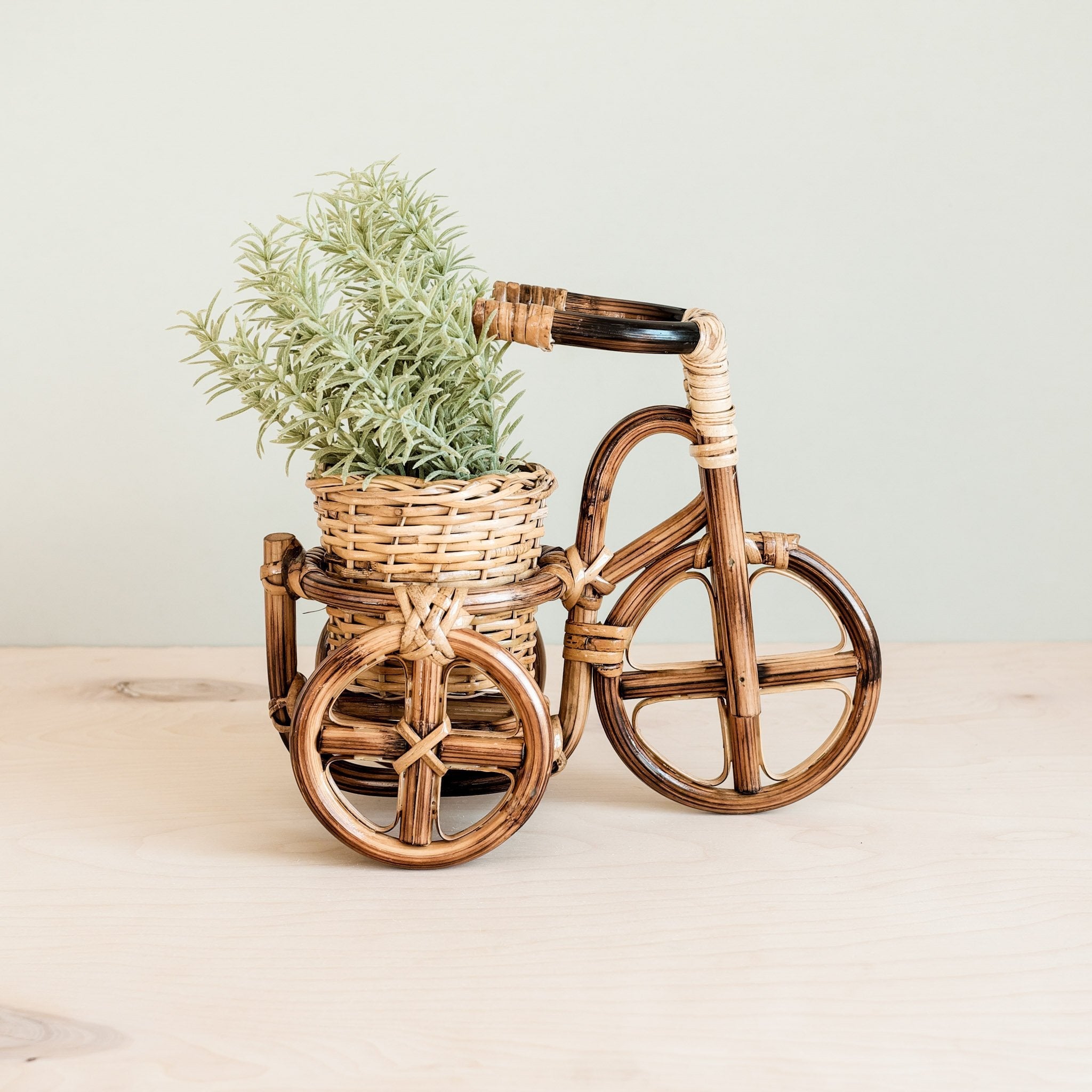 Jardinière en rotin pour vélo, grande - Jardinières fabriquées à la main