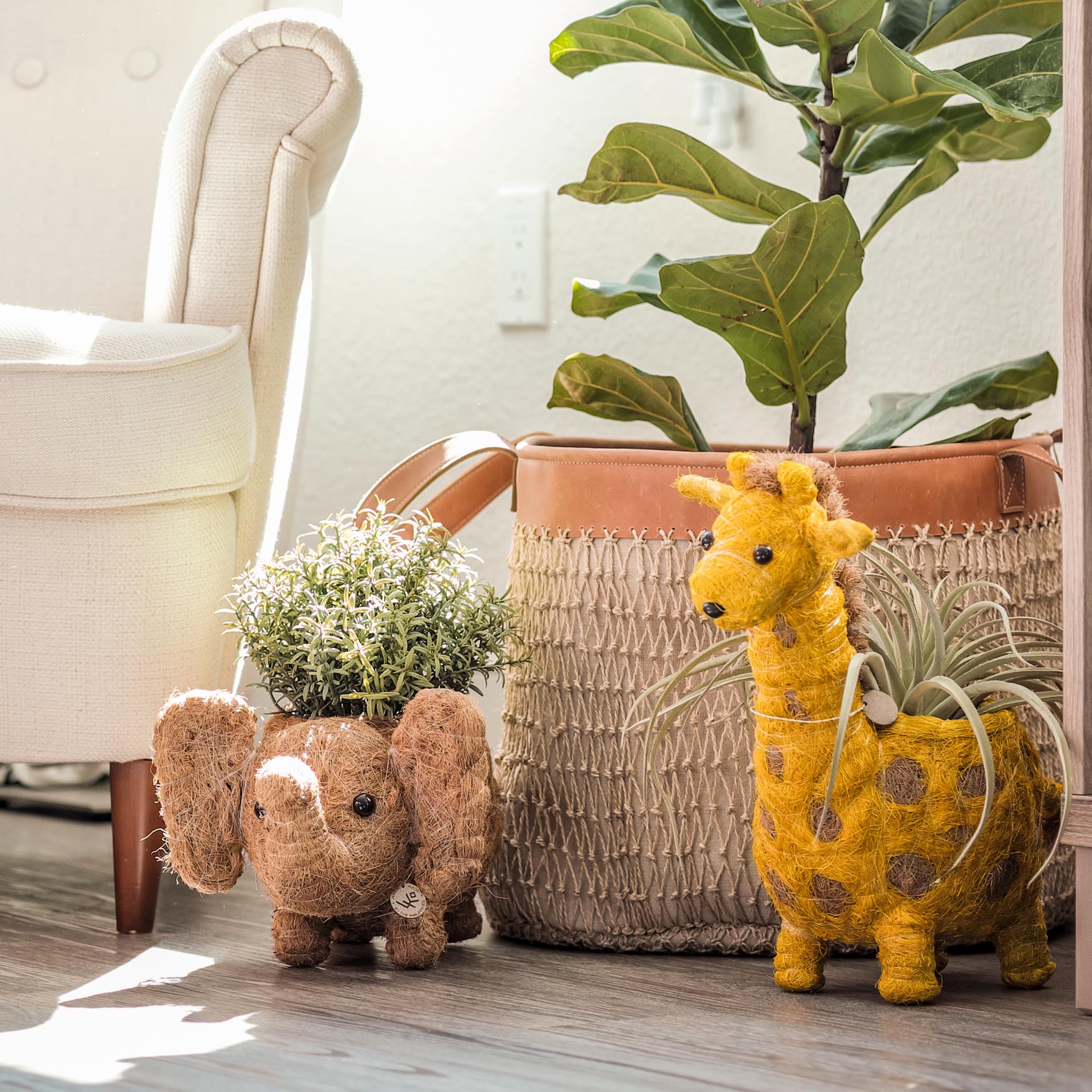 Pot de fleurs éléphant – Jardinière faite à la main